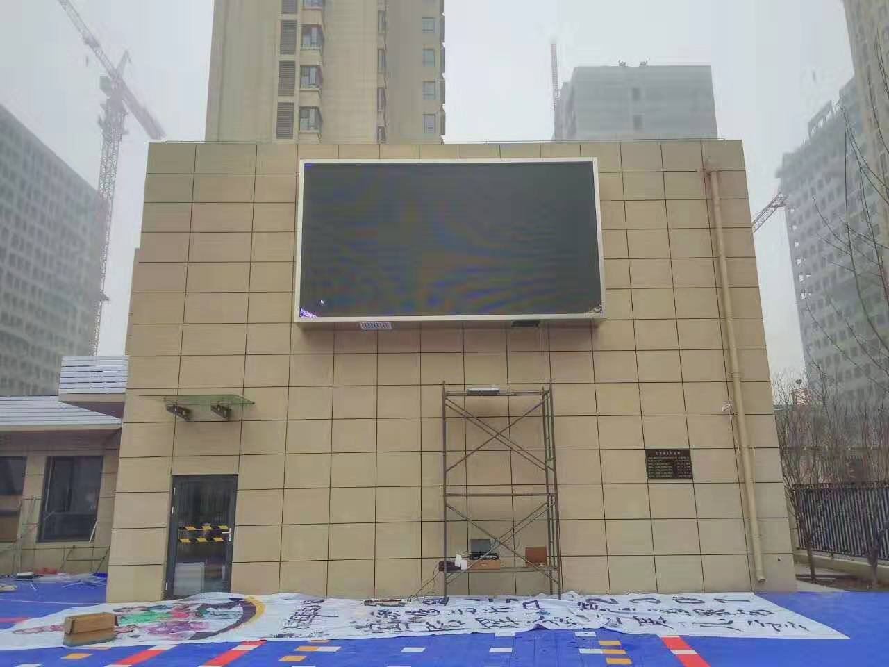濟(jì)南洲陽幼兒園28㎡室外P8全彩屏
